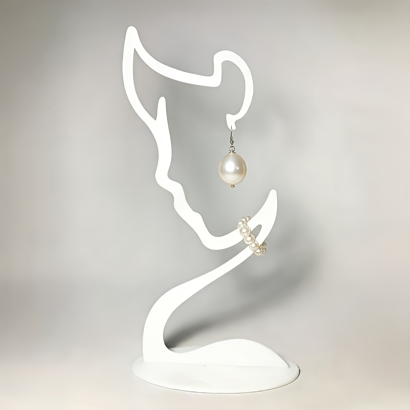 3D-Printed Earring Display Stand for Home and Store Use